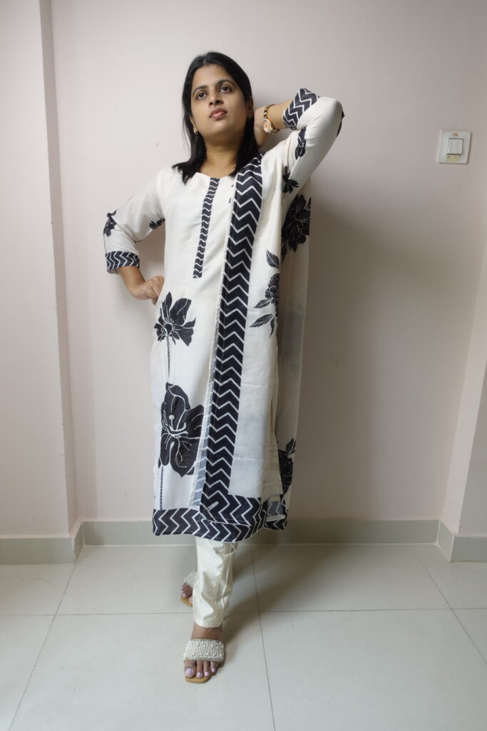 Monochrome Elegance Cotton Classic Black & White Kurti Set - Image 3