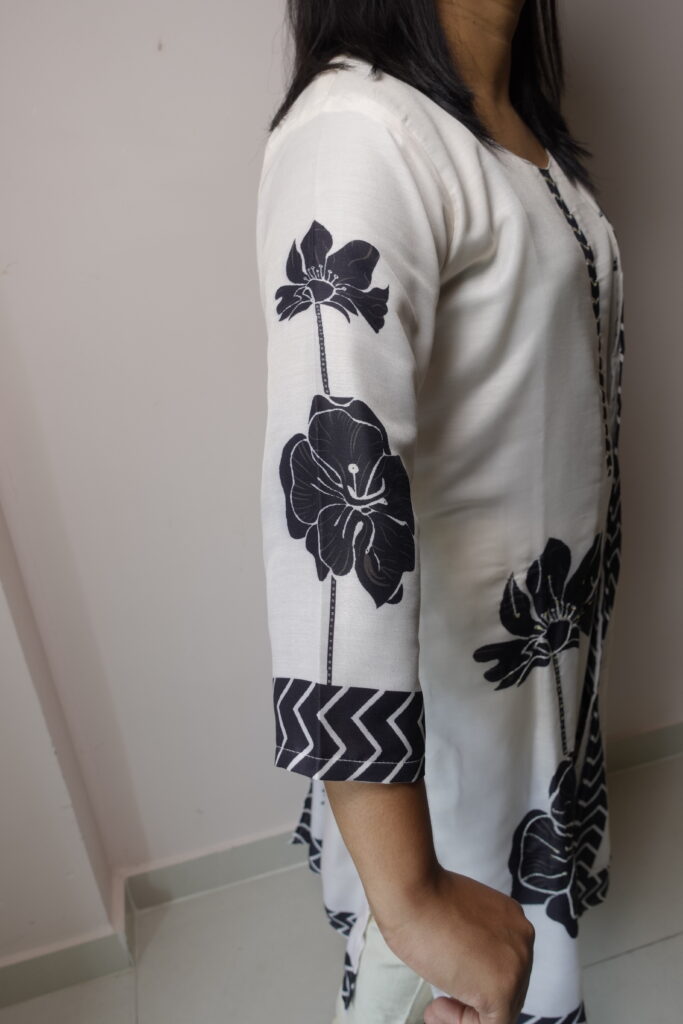 Monochrome Elegance Cotton Classic Black & White Kurti Set - Image 6