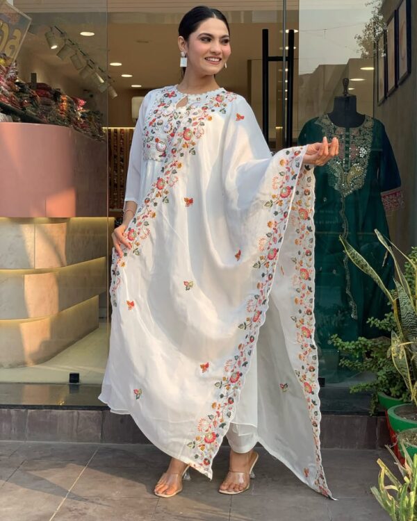 New Special Launch – Elegant White Embroidered Cotton Kurti Set - Image 4