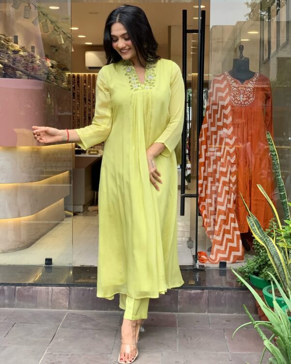 New Launch 💚 – Fresh & Elegant in Lime Green Step into effortless charm with this Pure Cotton 60-60 super dyeing kurta set, featuring a delicately embroidered mirror-work neckline yoke that shines with subtle elegance. Paired with matching cotton pants and a soft, full-length dupatta adorned with intricate mirror embroidery, this outfit brings the perfect balance of comfort and festive sparkle.