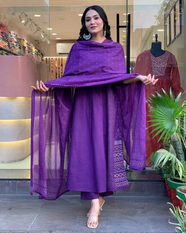 Royal Purple Printed Kurti Set(Kurta, Pant, Dupatta) - Image 3
