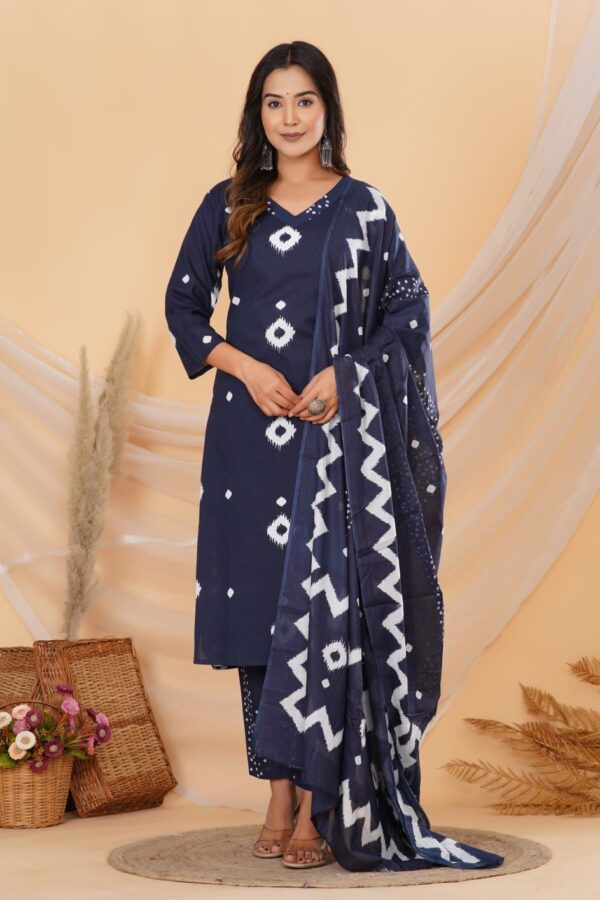 Elegant Blue Printed Cotton Kurti Set - Image 5