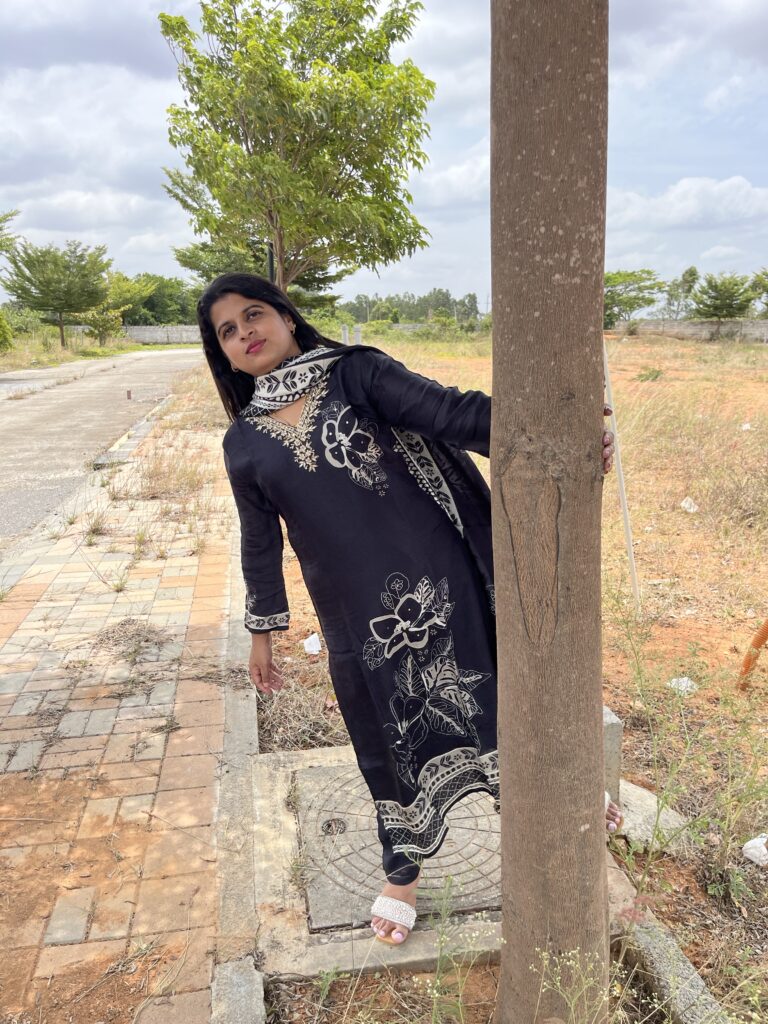 Midnight Bloom – Premium Black Russian Silk Kurti Set - Image 12