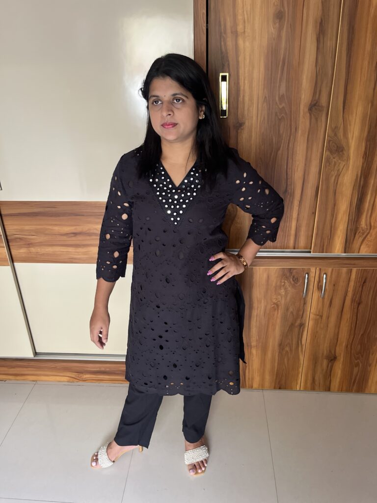 Cotton co-ord set with mirror work - Image 7