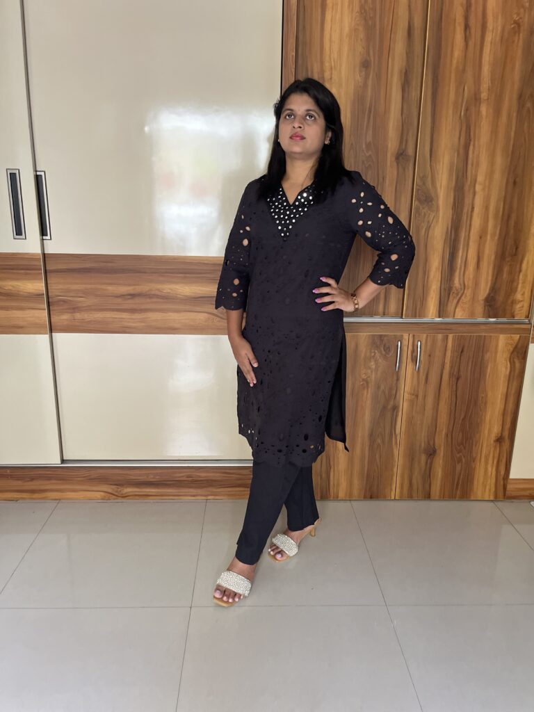 Cotton co-ord set with mirror work - Image 6