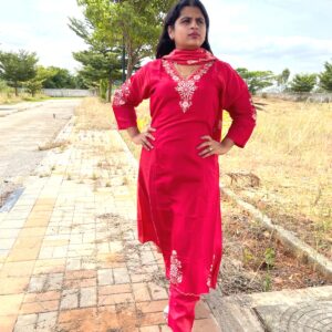 Elegant Festive Kurti Set