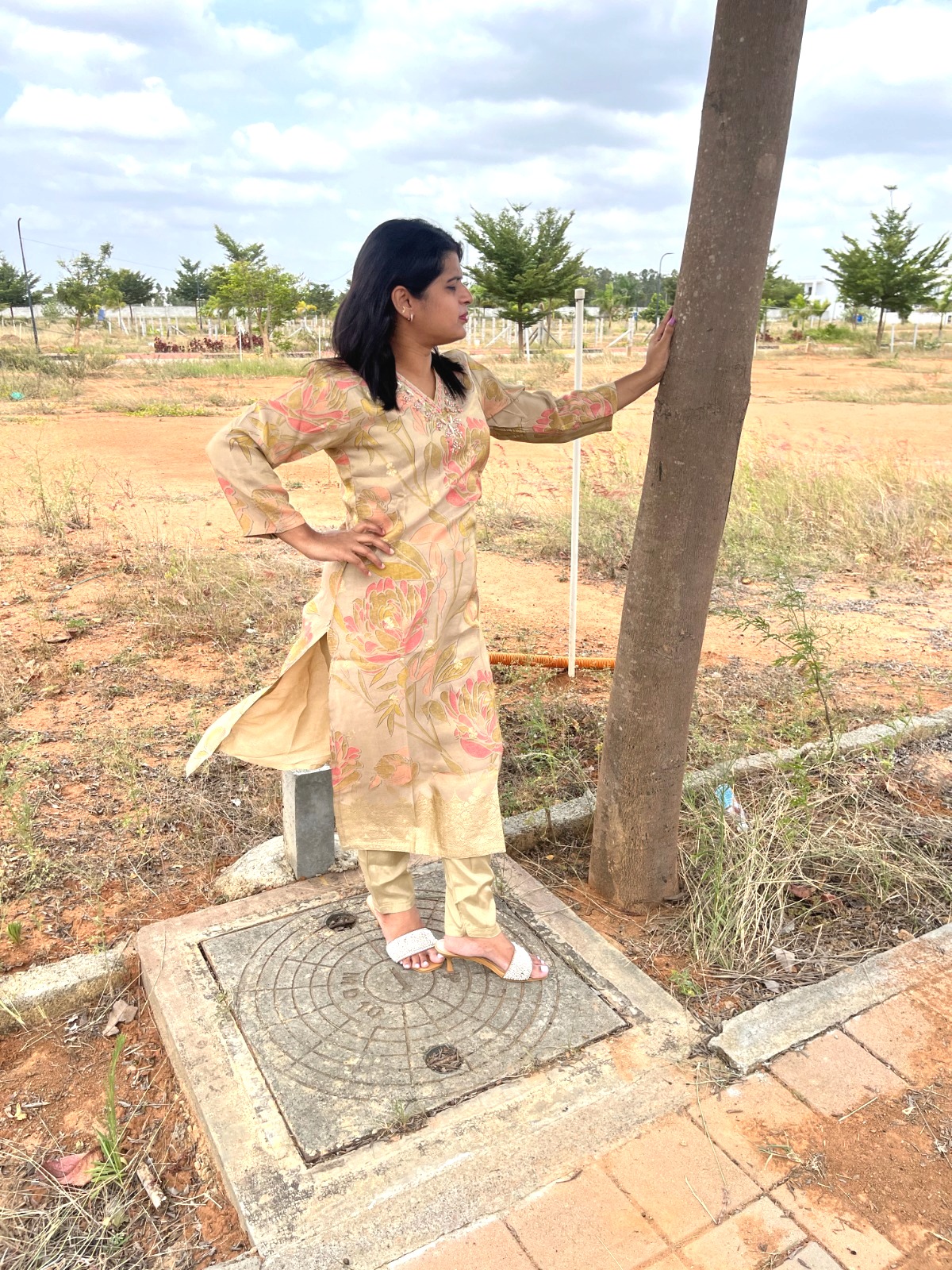 Banarasi-Inspired Chanderi Silk Kurti Set - Image 4